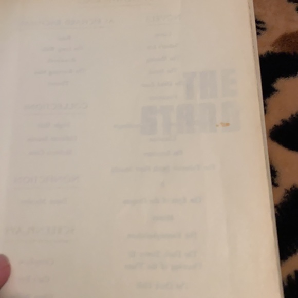 Vintage Stephen King Stand Book - Picture 7 of 9